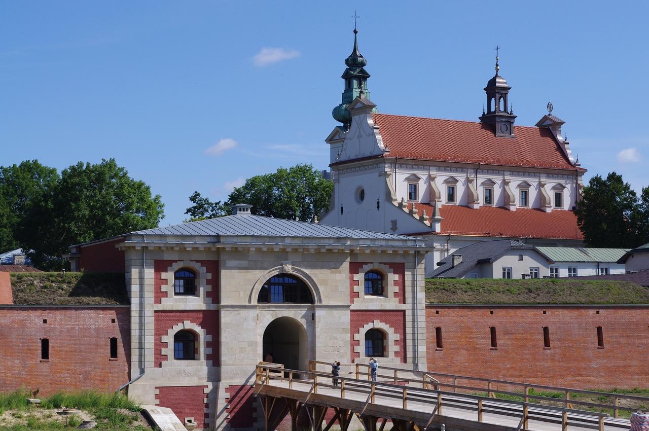 Pokoje Goscinne Osir Zamość Kültér fotó